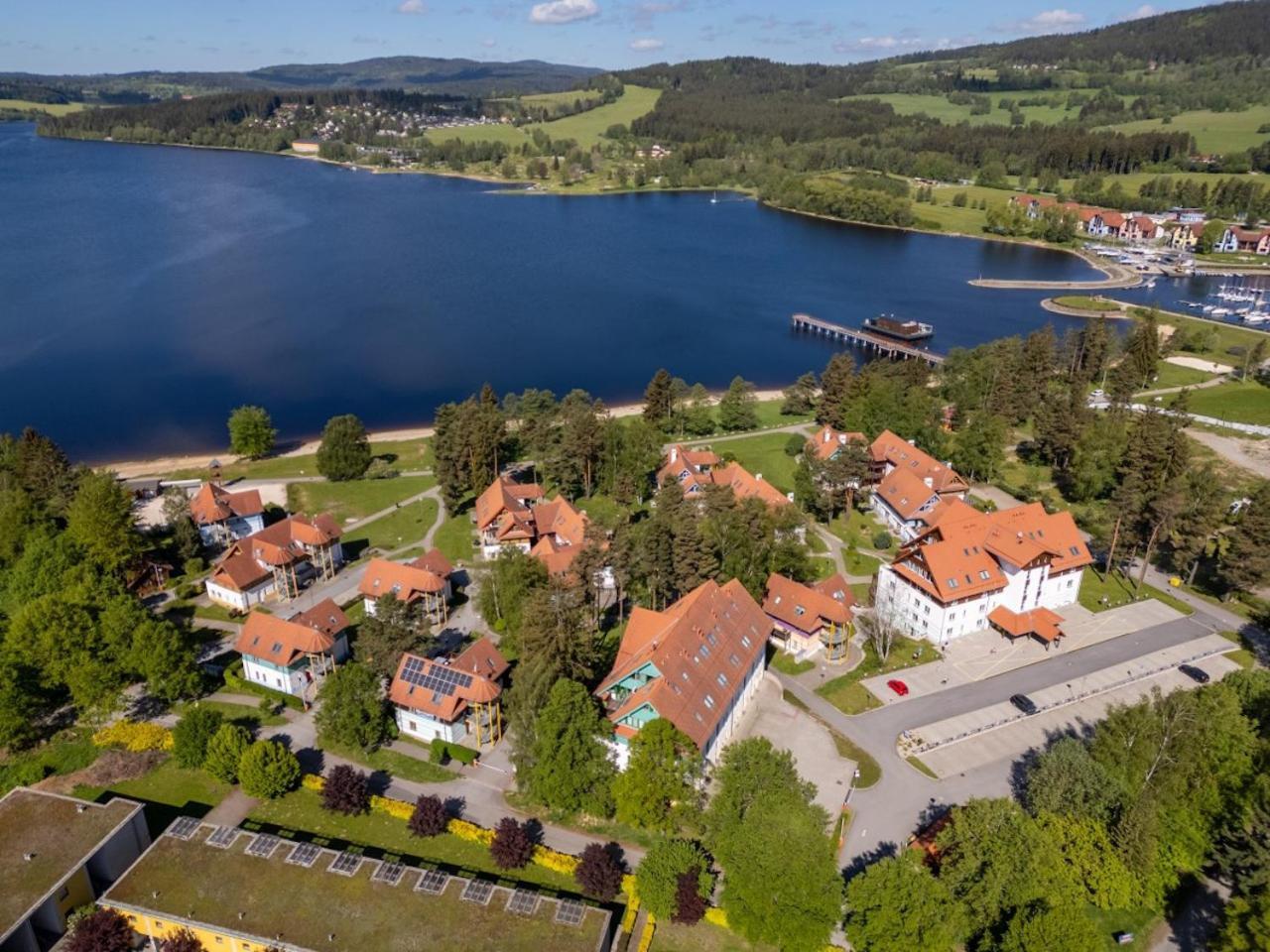 Apartment Riviera 500-15 Lipno Home リプノ・ナト・ヴルタヴォウ エクステリア 写真